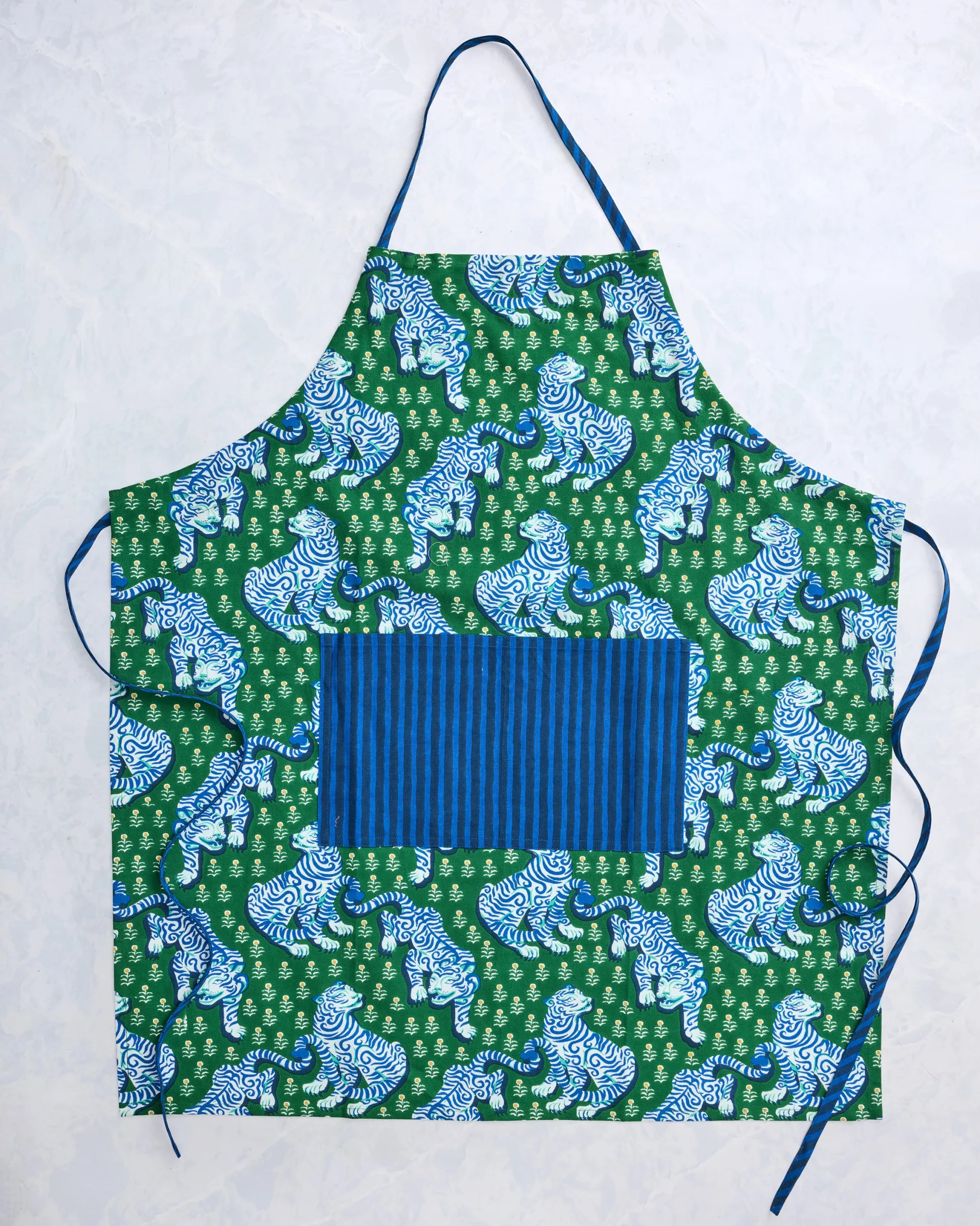 Apron in Tiger Queen