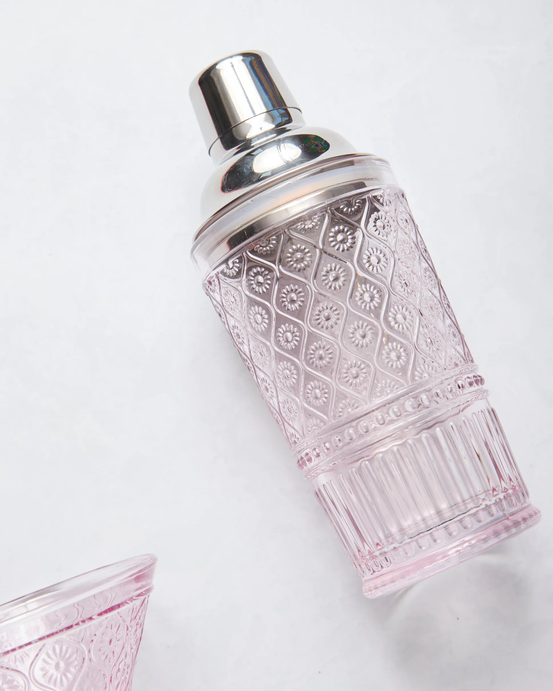 Claro Pink Cocktail Shaker & Martini Set in Pink