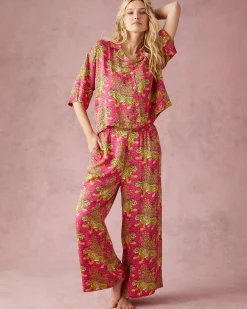 Eco Satin Wildest Dreams Set Bundle in Camel's Courtyard & Bagheera