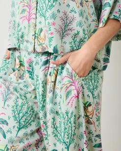 Eco Satin Wildest Dreams Set in Camel's Courtyard