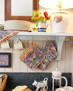 Oven Mitt in Bee Tapestry