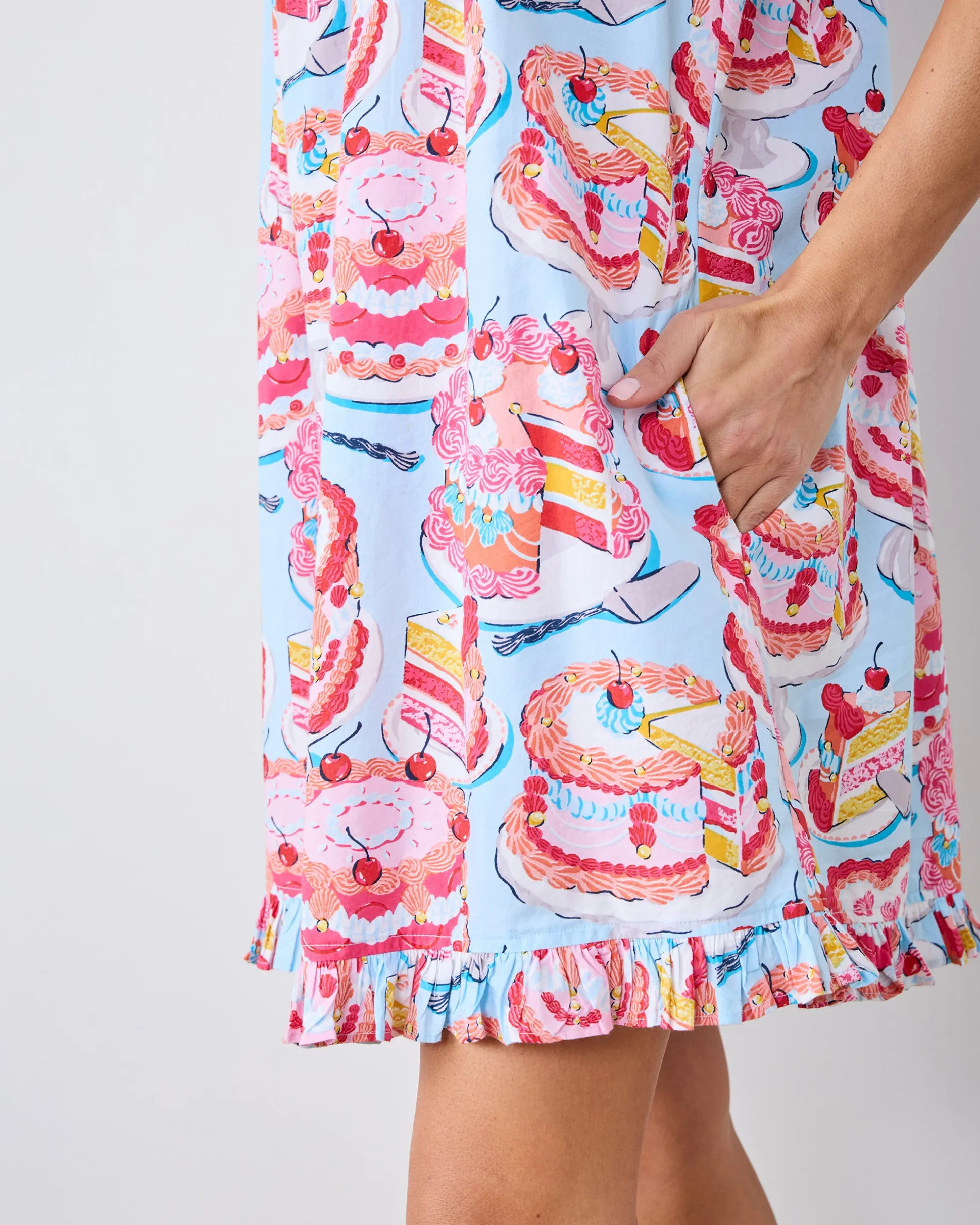 Pintuck Nightgown in Vintage Cakes