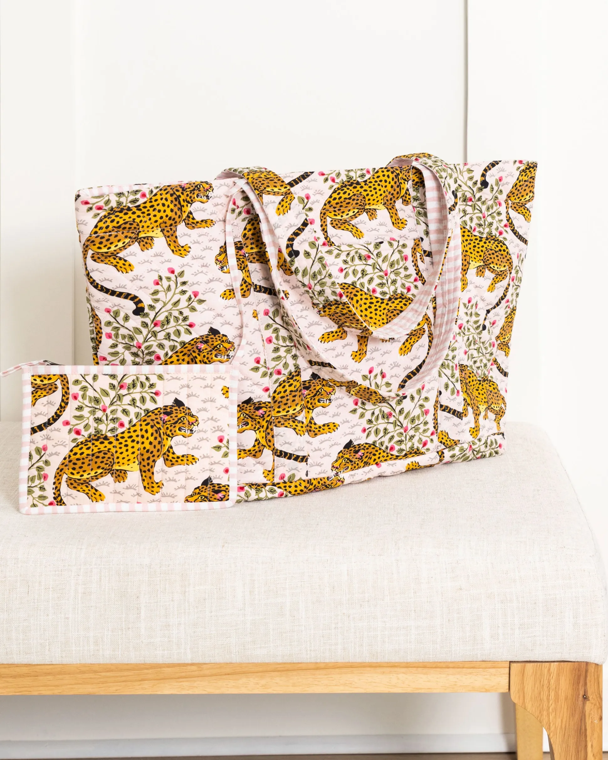 Weekend Bag with Pouch in Bagheera