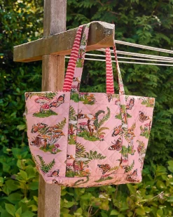 Weekend Bag with Pouch in Butterfly Forager